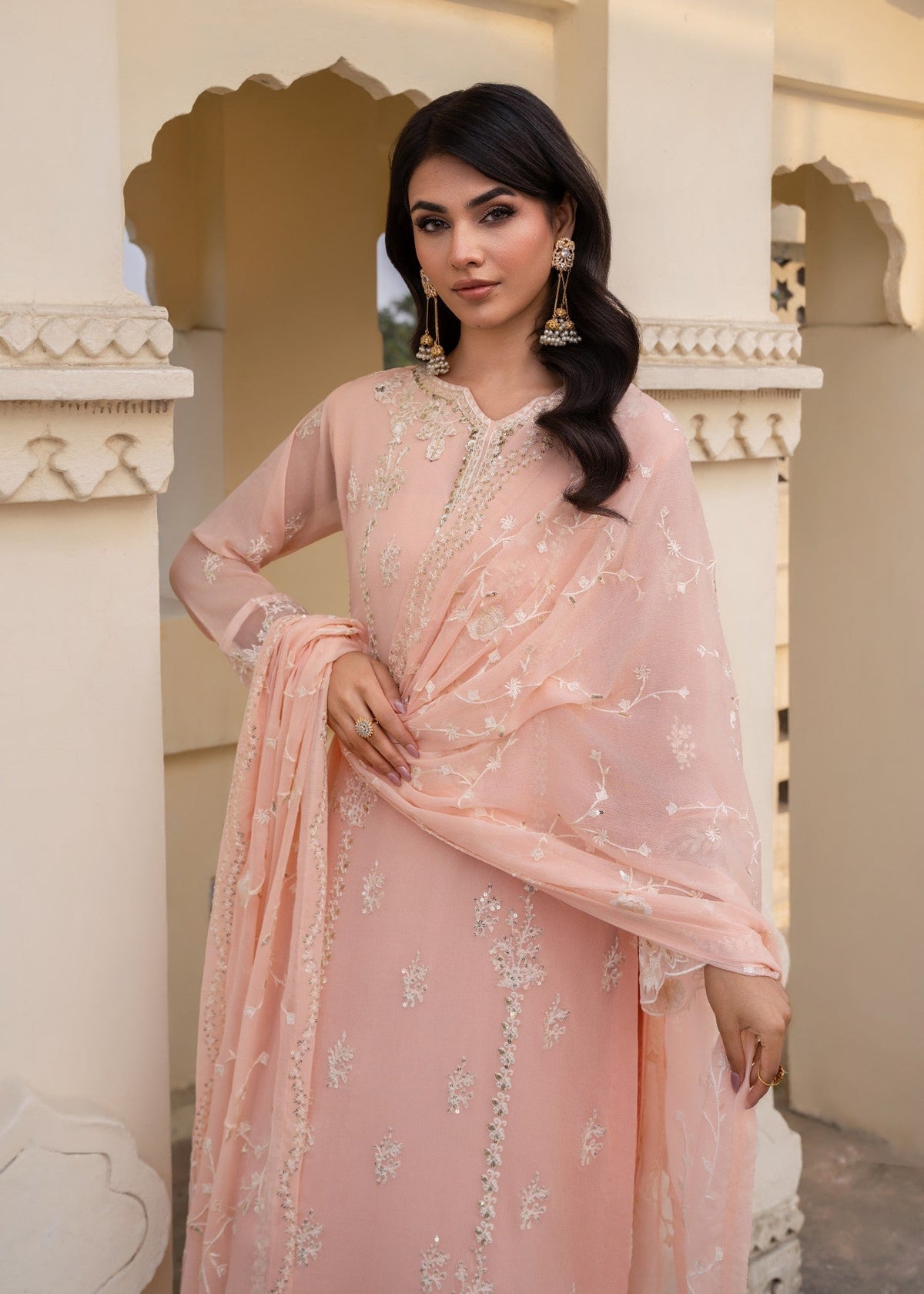 Embroidered Chiffon Straight Kurta 3-Piece Suit – Peach Pink