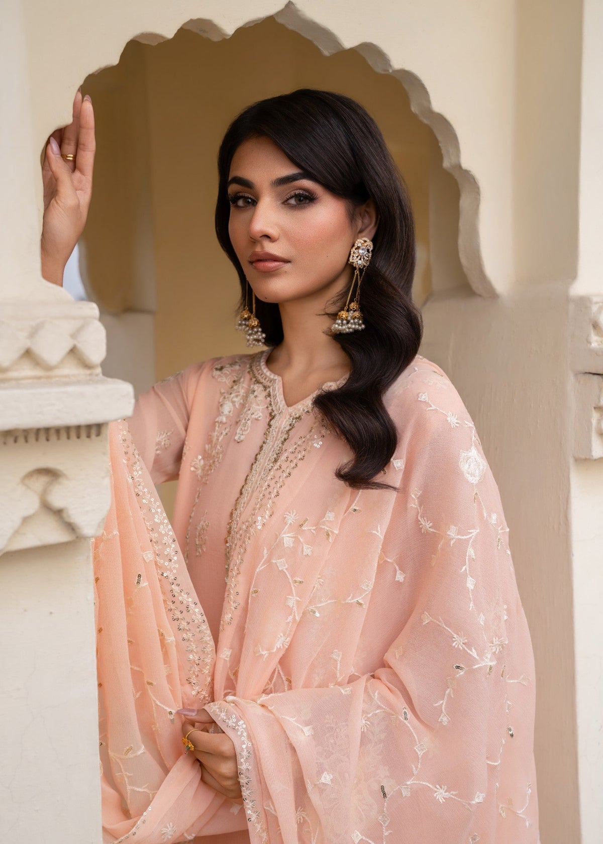 Embroidered Chiffon Straight Kurta 3-Piece Suit – Peach Pink