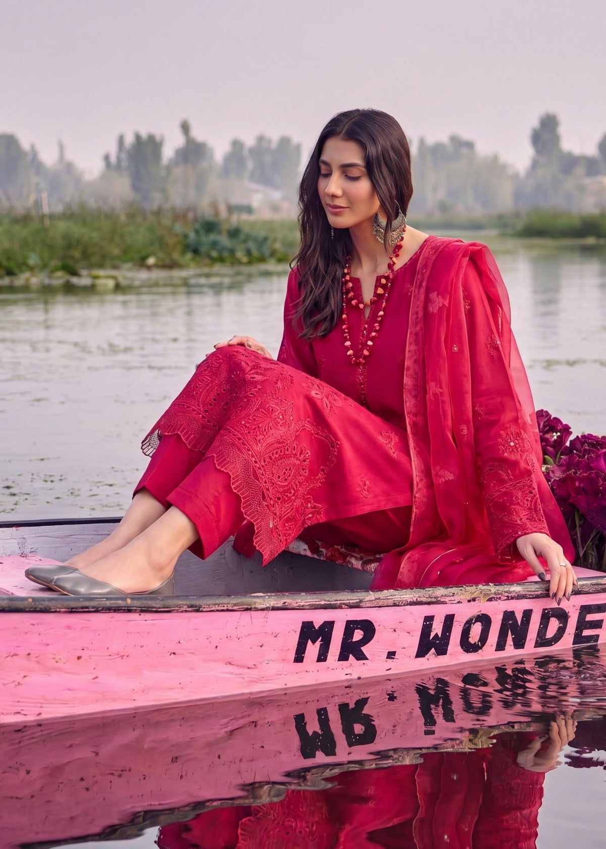 Embroidered Long Kurta Cotton 3-Piece Suit – Red, Manaar Dupatta