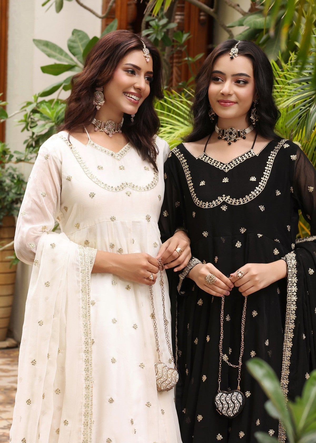 Embroidered Chiffon Flared Pishwas 3-Piece Suit – Black