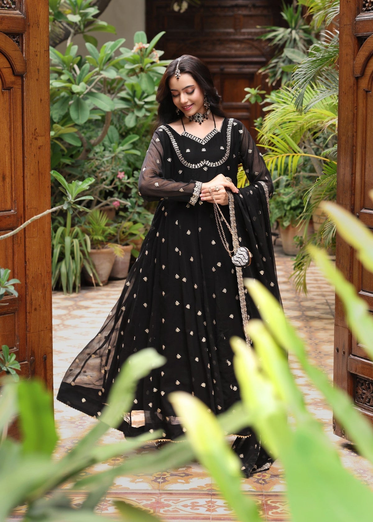 Embroidered Chiffon Flared Pishwas 3-Piece Suit – Black