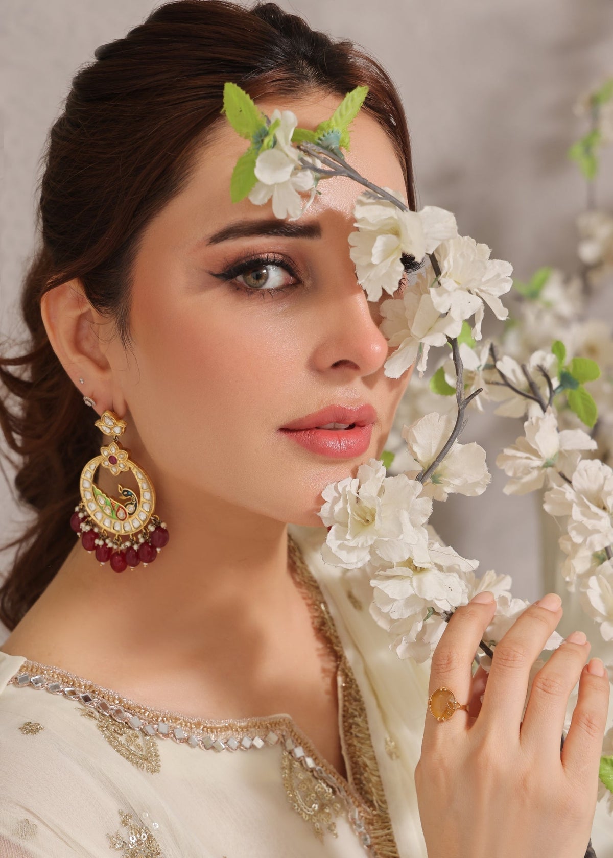 Embroidered Chiffon Floor-Length Pishwas 3-Piece Suit – Off-White