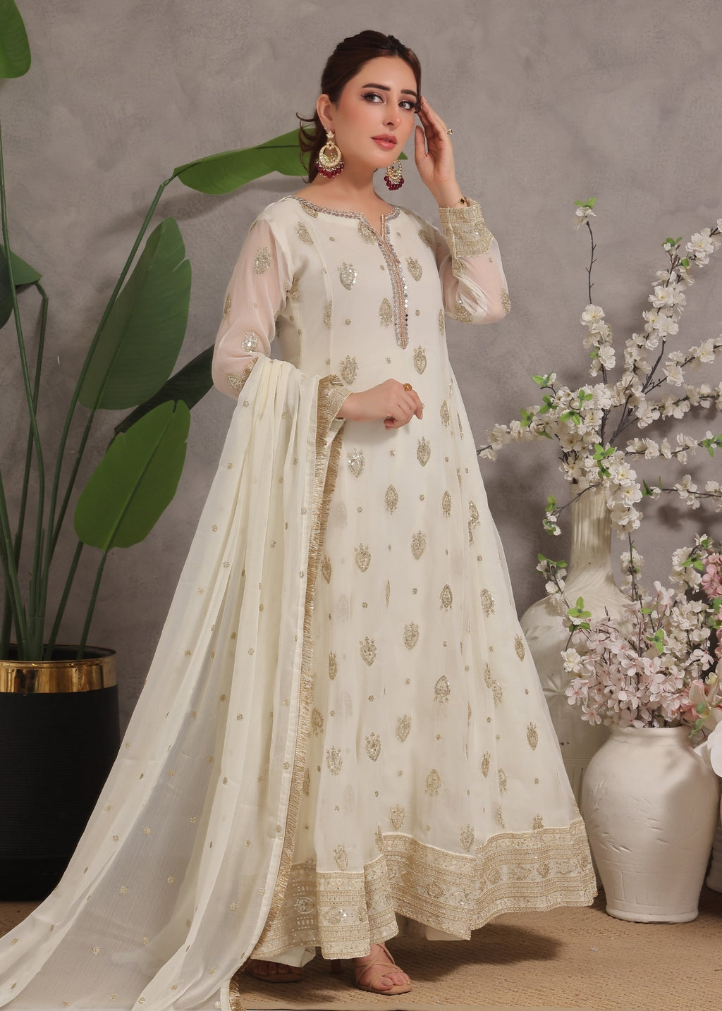 Embroidered Chiffon Floor-Length Pishwas 3-Piece Suit – Off-White