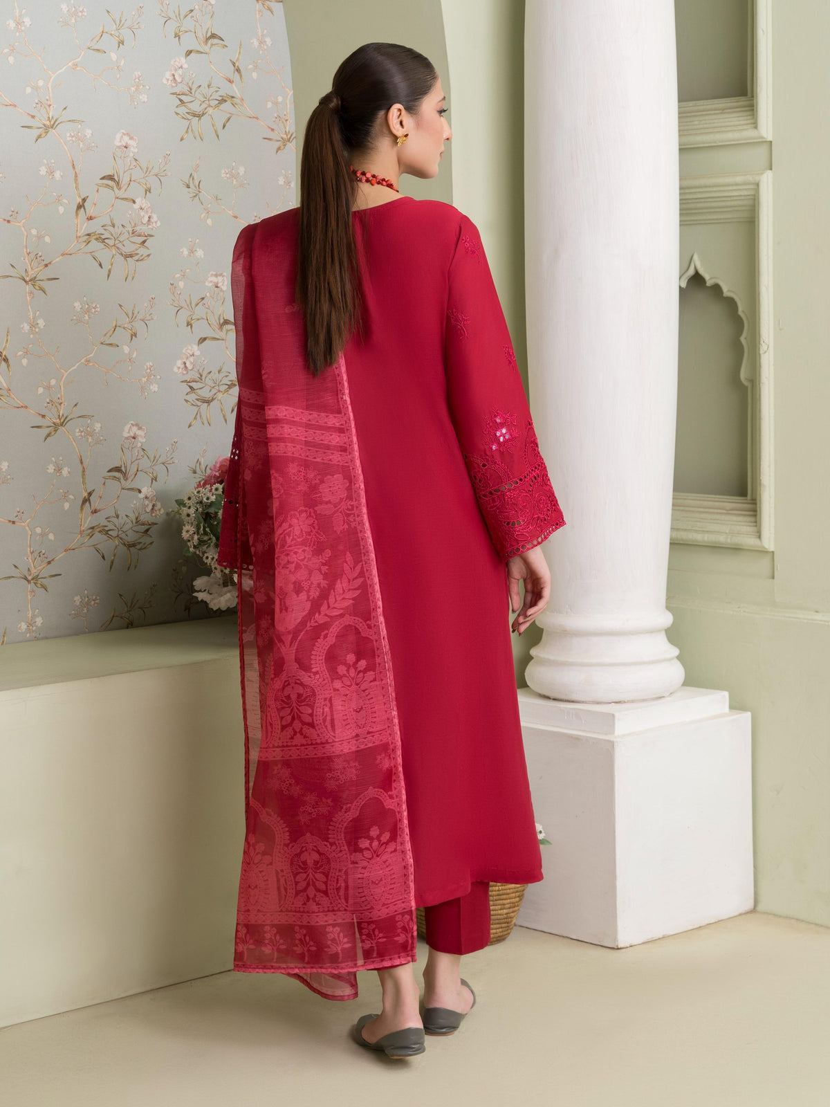 Embroidered Long Kurta Cotton 3-Piece Suit – Red, Manaar Dupatta