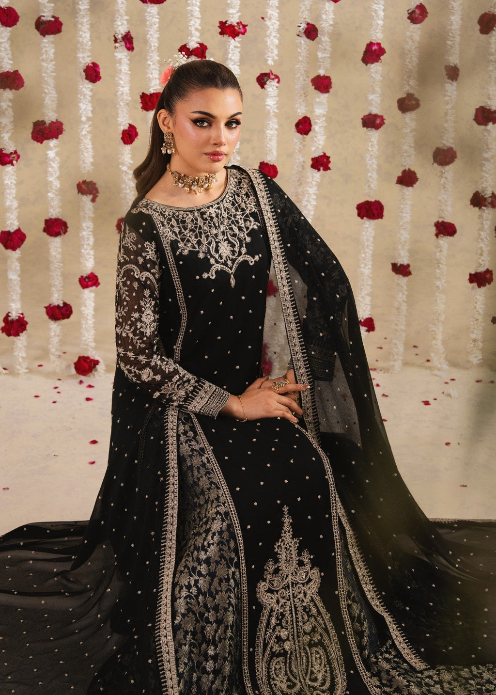 Embroidered Chiffon Straight Pishwas 3-Piece Suit – Black