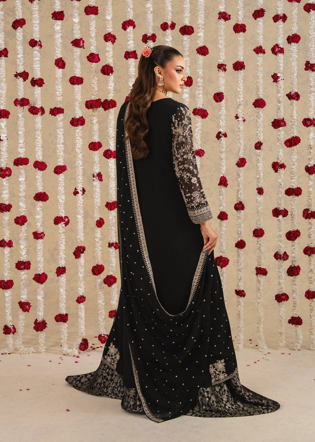 Embroidered Chiffon Straight Pishwas 3-Piece Suit – Black